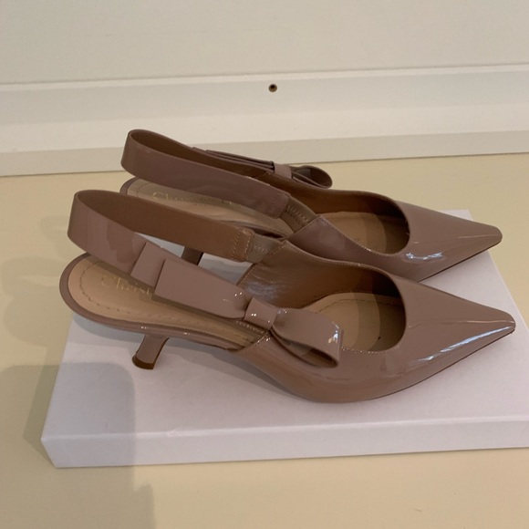 COPY - Dior kitten heels - 2.5 inch heel. Powder pink. - Picture 3 of 9